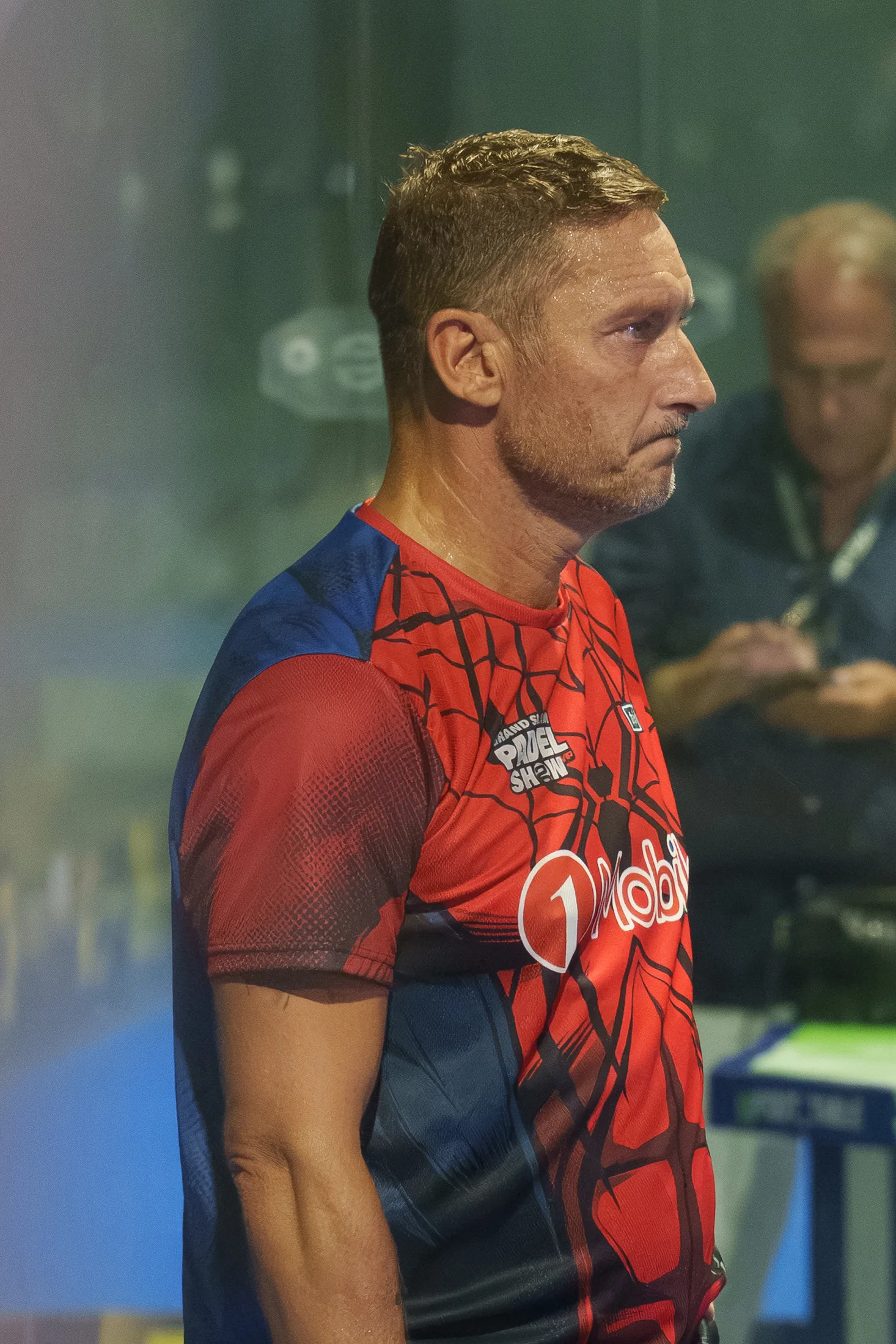 Quando il calcio incontra il padel, le leggende tornano in campo. Ho avuto l'opportunità di raccontare attraverso la mia macchina fotografica una giornata speciale, fatta di sport, competizione, sorrisi e tanti volti che hanno scritto pagine importanti del calcio italiano.